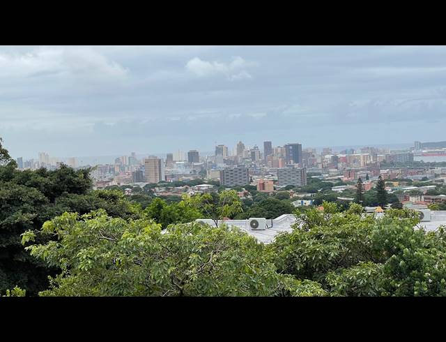2.5 BEDROOM APARTMENT TO LET IN GLENWOOD
